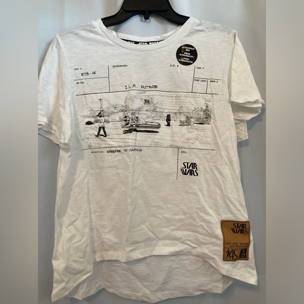 New with tags UV ink Star Wars shirt